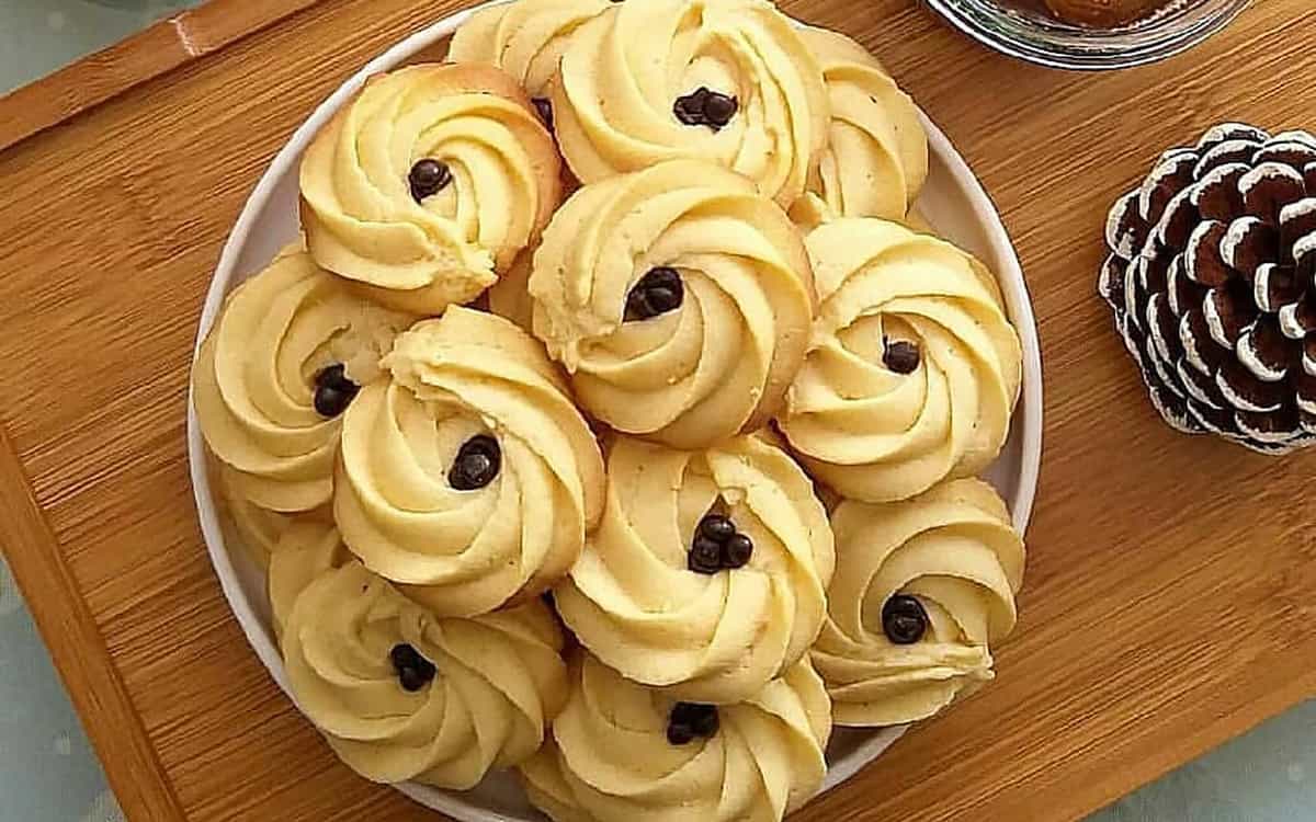 شیرینی خشک محلی